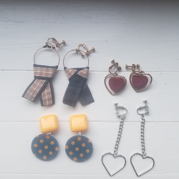 🐰Used Earring Clip Lot - Picture 1 of 5